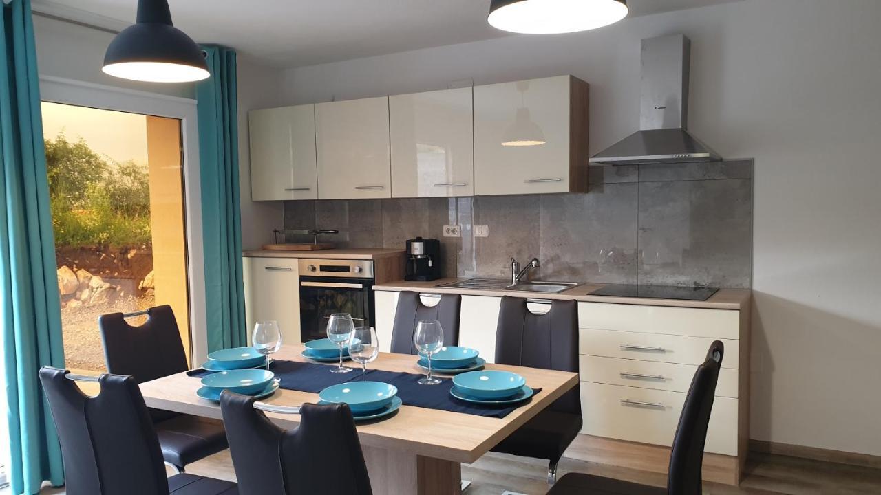 פיבקה Apartma Claudia מראה חיצוני תמונה